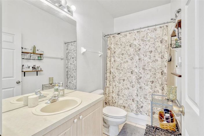 Image No.21-4 Bed Property for sale