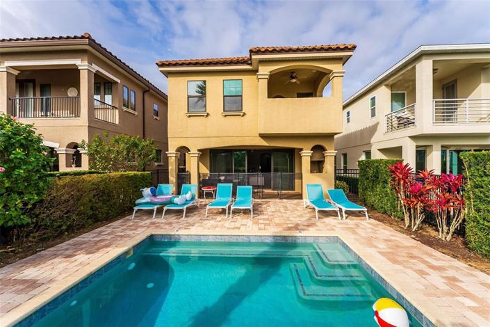 Image No.17-5 Bed Property for sale