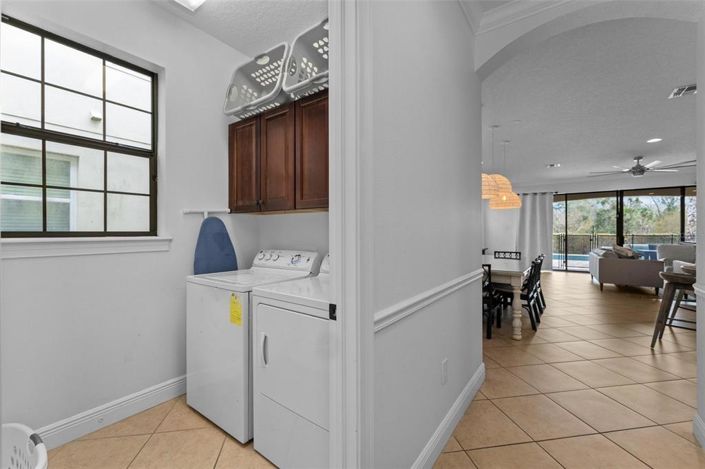 Image No.25-5 Bed Property for sale