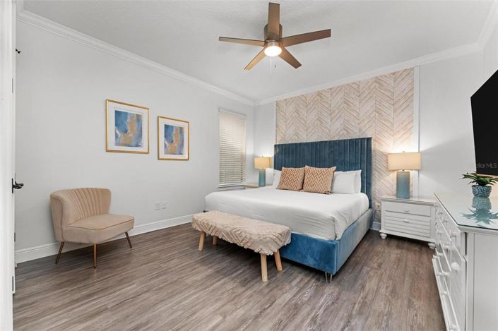 Image No.40-5 Bed Property for sale