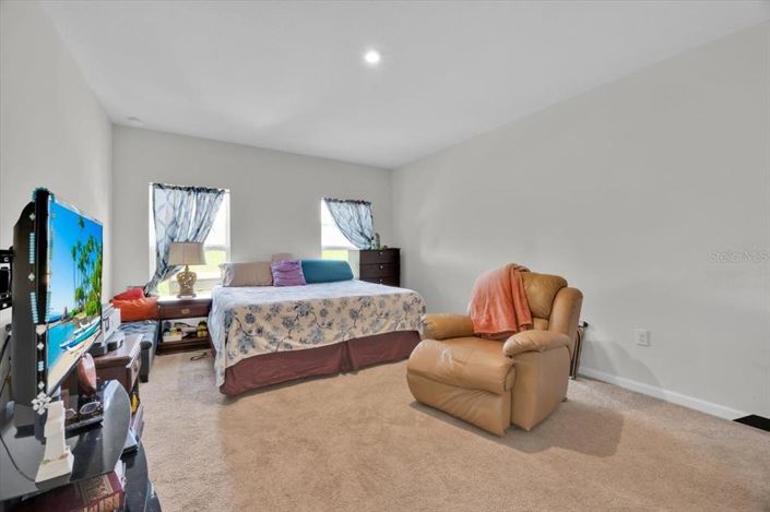 Image No.15-4 Bed Property for sale