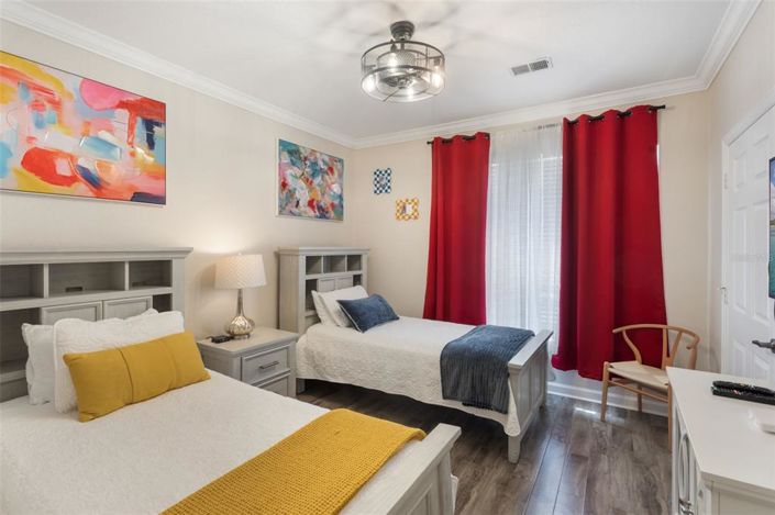 Image No.13-2 Bed Property for sale