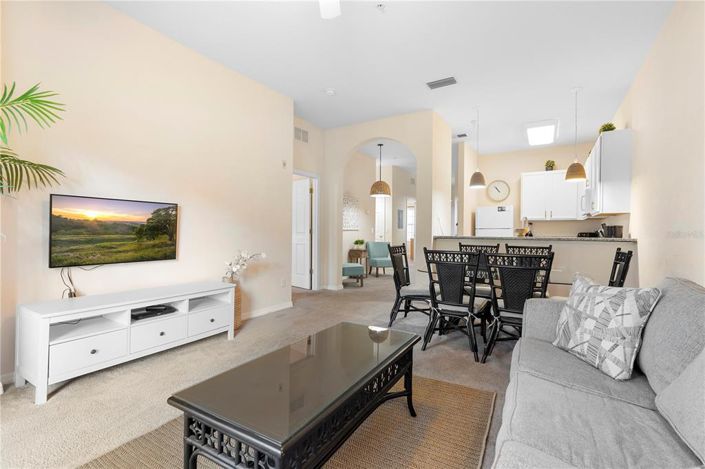 Image No.17-3 Bed Property for sale