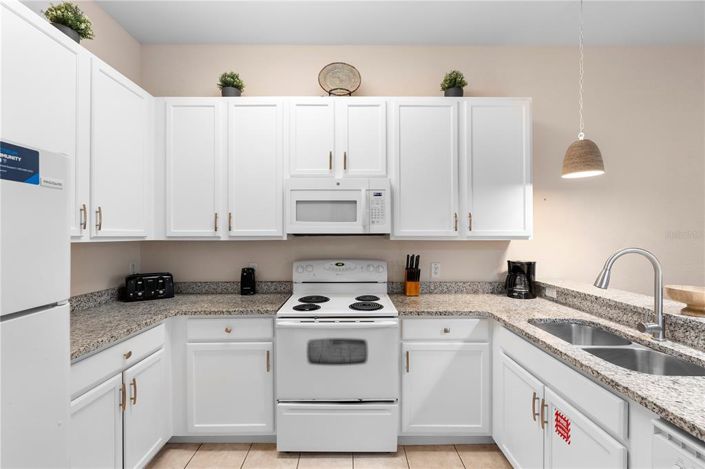 Image No.7-3 Bed Property for sale