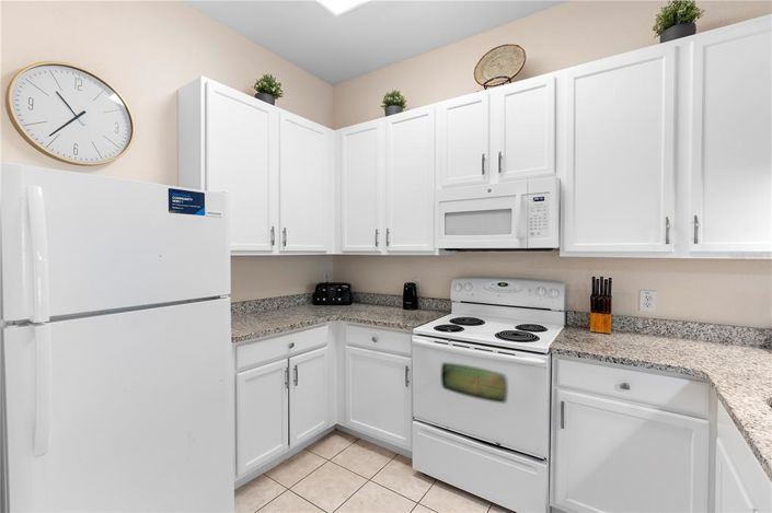 Image No.8-3 Bed Property for sale