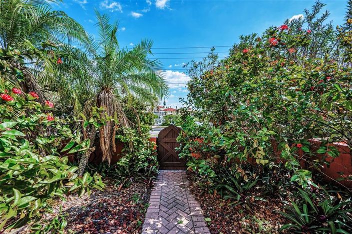 Image No.39-2 Bed Property for sale