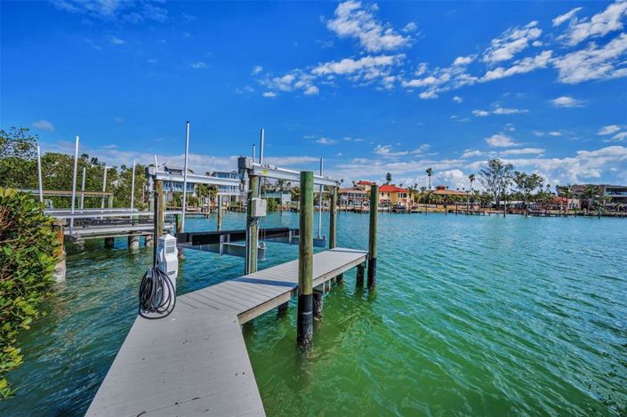 Image No.41-2 Bed Property for sale