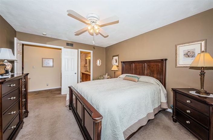 Image No.16-2 Bed Property for sale