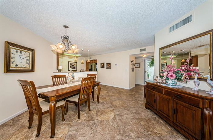 Image No.5-2 Bed Property for sale