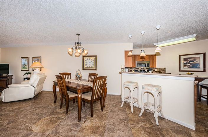 Image No.6-2 Bed Property for sale