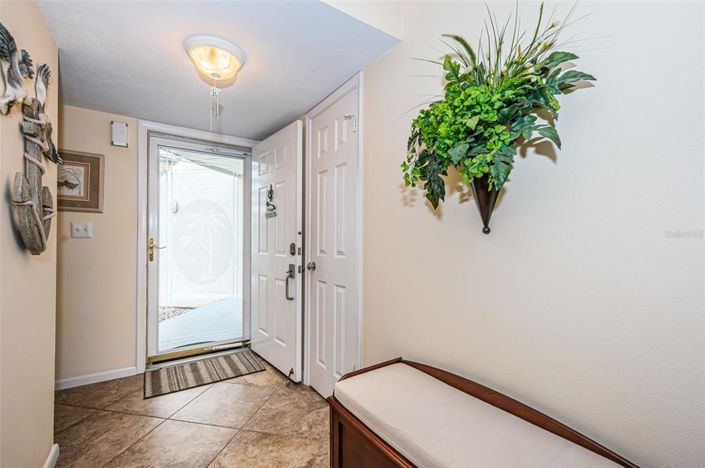 Image No.9-2 Bed Property for sale