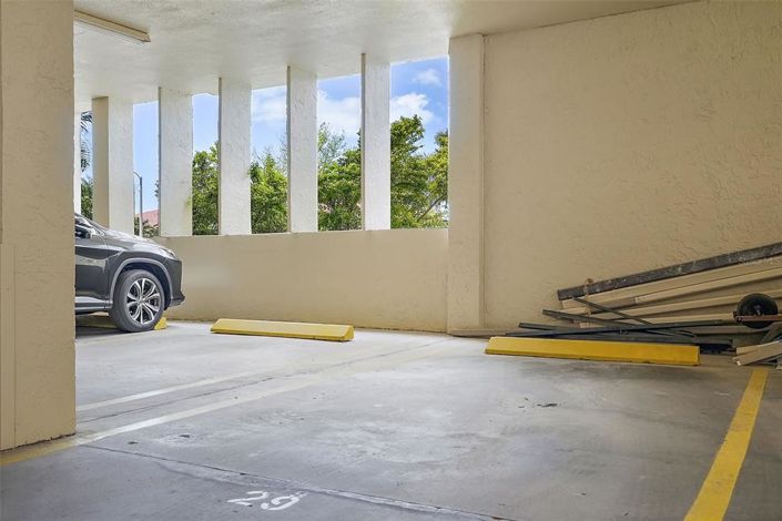 Image No.37-2 Bed Property for sale