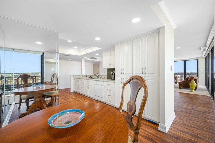 Image No.14-2 Bed Property for sale