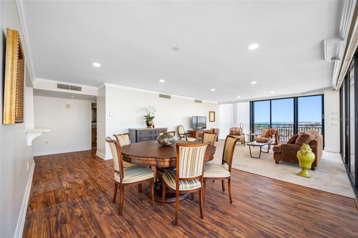 Image No.16-2 Bed Property for sale