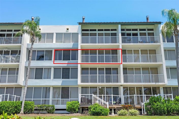 Image No.17-2 Bed Property for sale