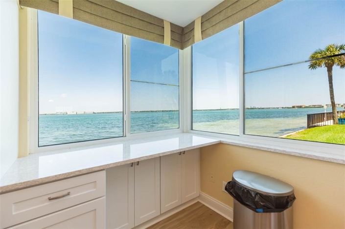 Image No.15-2 Bed Property for sale