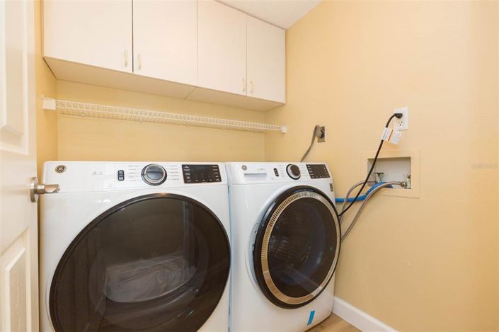 Image No.27-2 Bed Property for sale