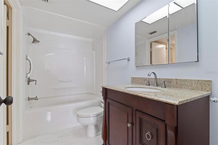 Image No.9-1 Bed Property for sale