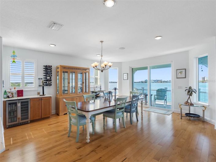 Image No.12-4 Bed Property for sale