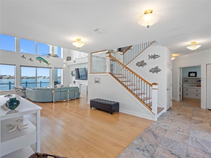 Image No.15-4 Bed Property for sale