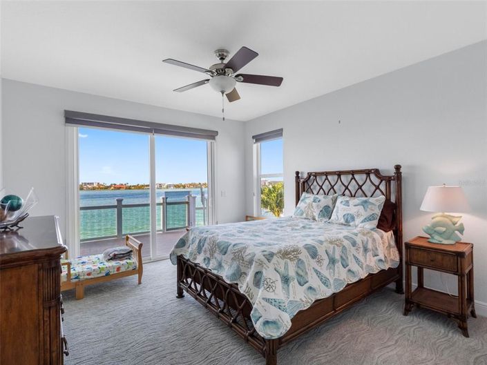 Image No.23-4 Bed Property for sale