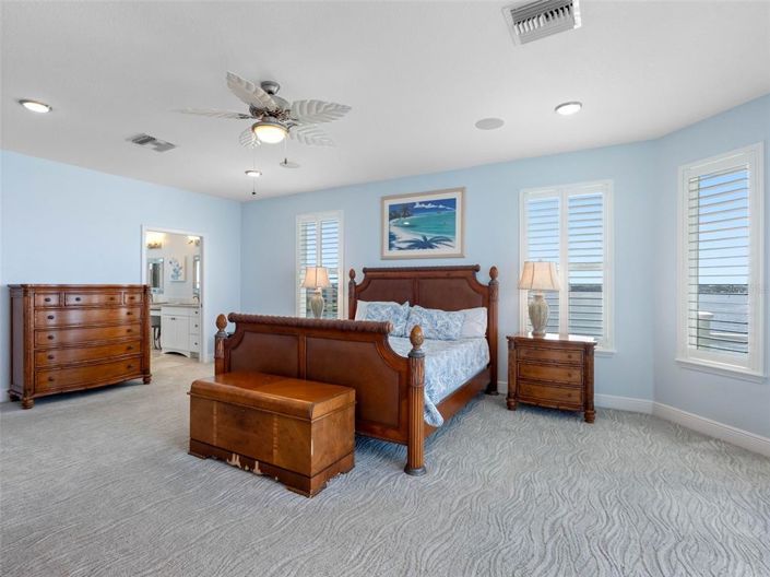 Image No.36-4 Bed Property for sale