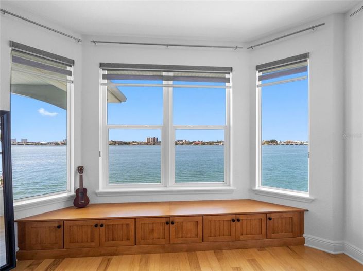 Image No.43-4 Bed Property for sale