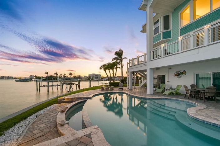 Image No.52-4 Bed Property for sale