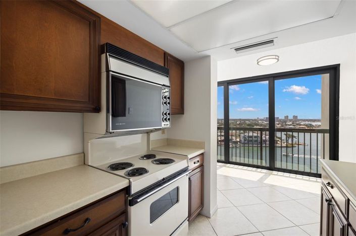 Image No.14-2 Bed Property for sale