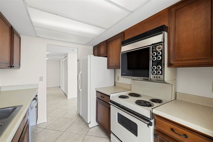 Image No.16-2 Bed Property for sale