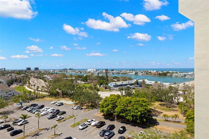 Image No.35-2 Bed Property for sale