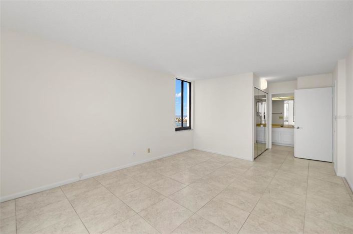 Image No.5-2 Bed Property for sale