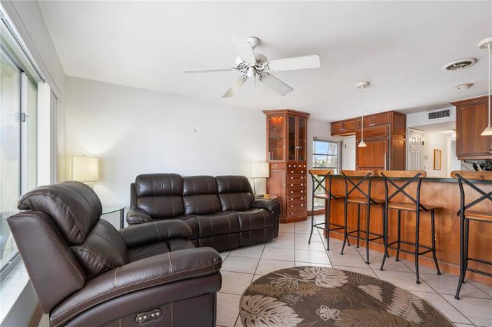 Image No.24-1 Bed Property for sale