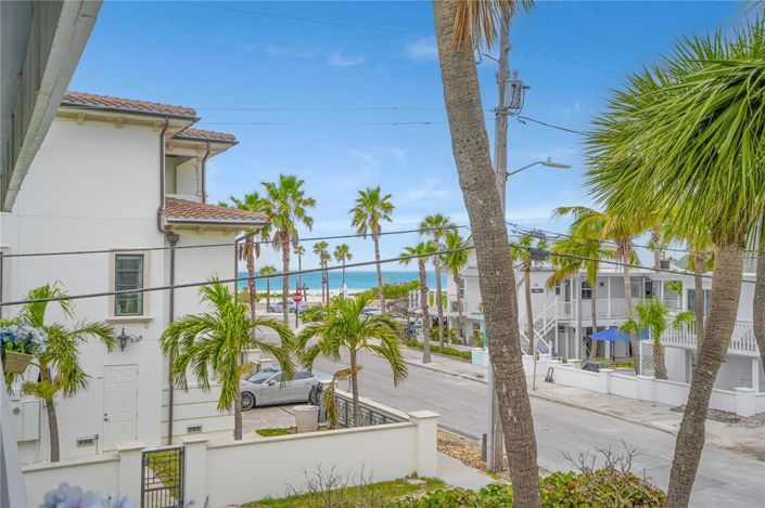 Image No.33-1 Bed Property for sale