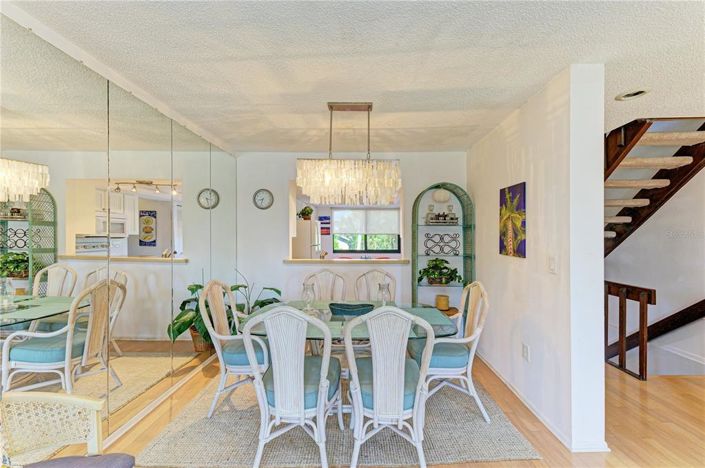 Image No.12-2 Bed Property for sale