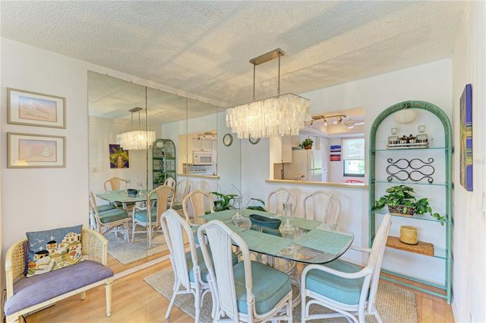 Image No.13-2 Bed Property for sale