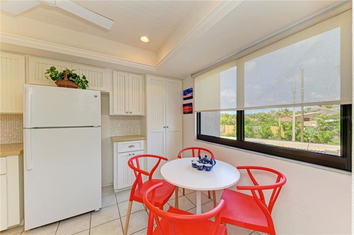 Image No.17-2 Bed Property for sale