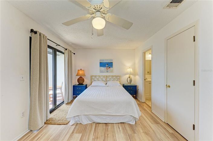 Image No.34-2 Bed Property for sale