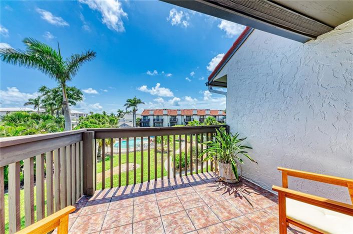 Image No.43-2 Bed Property for sale