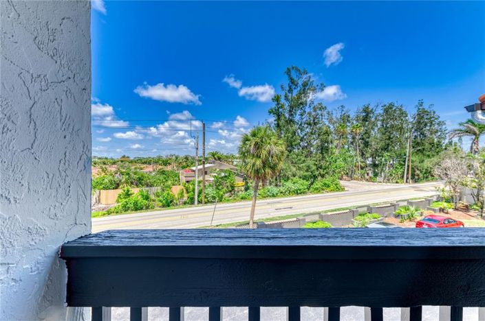 Image No.52-2 Bed Property for sale