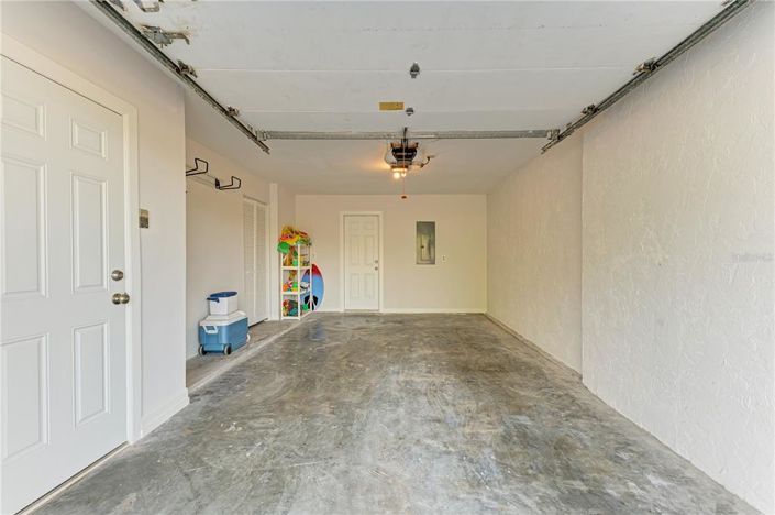 Image No.60-2 Bed Property for sale