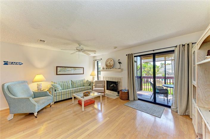 Image No.8-2 Bed Property for sale