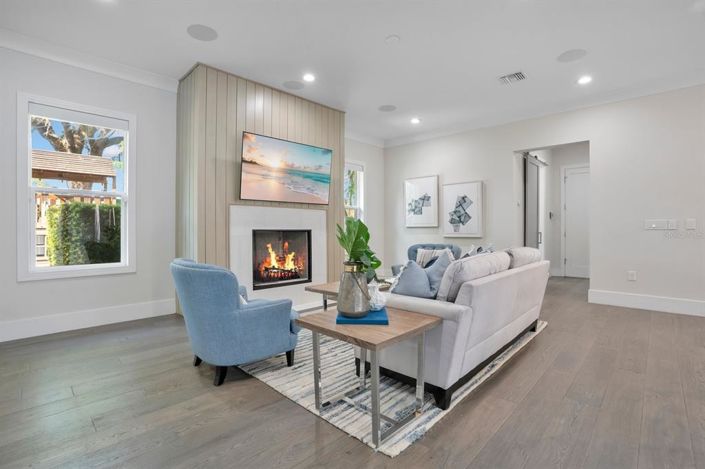 Image No.13-5 Bed Property for sale