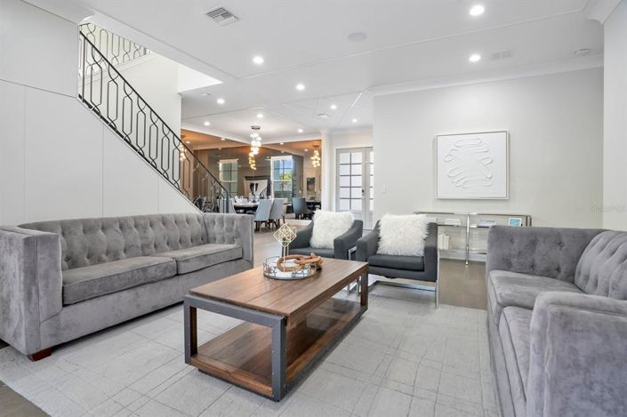 Image No.21-5 Bed Property for sale