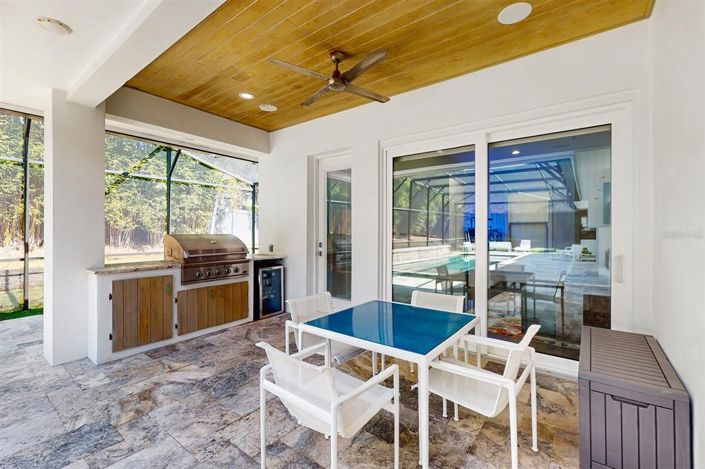 Image No.31-5 Bed Property for sale