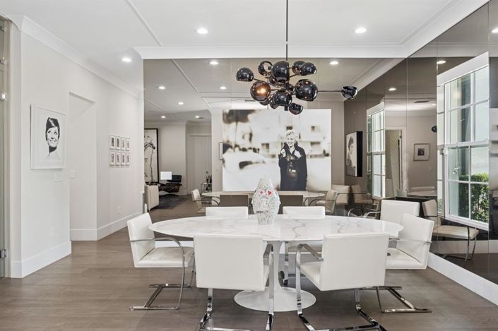 Image No.7-5 Bed Property for sale