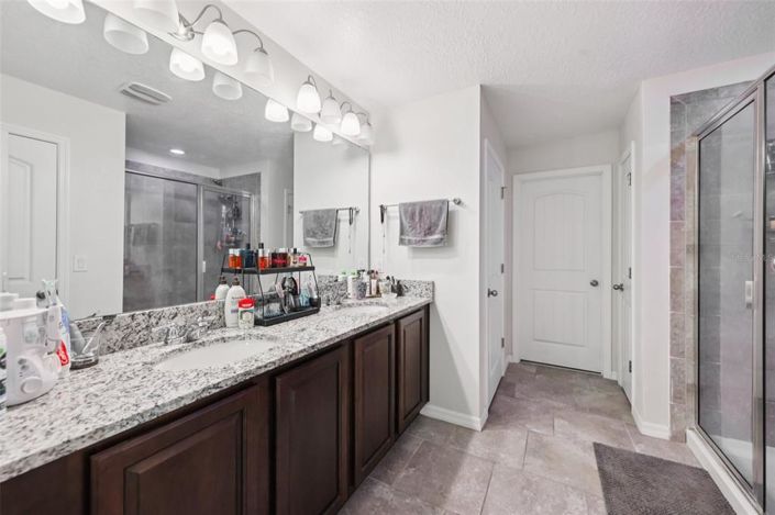 Image No.18-3 Bed Property for sale