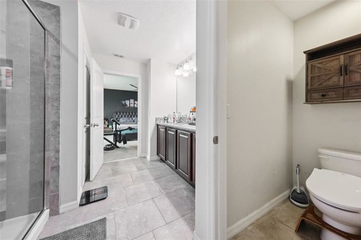 Image No.19-3 Bed Property for sale