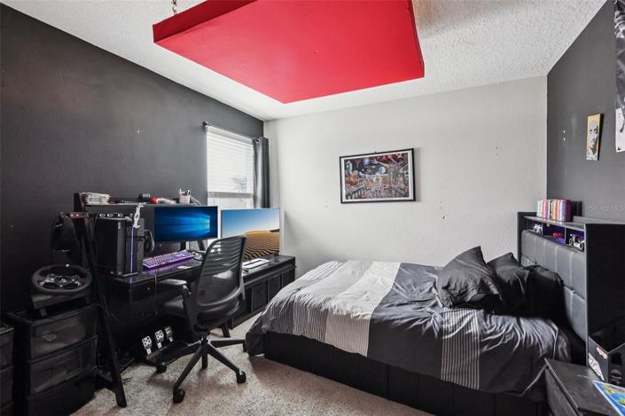 Image No.24-3 Bed Property for sale