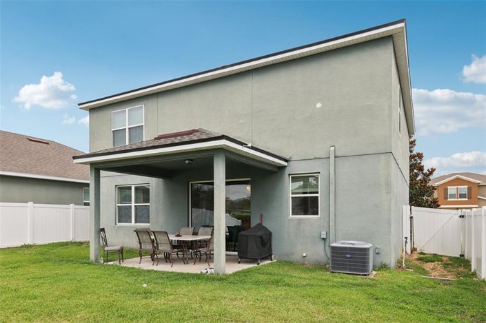 Image No.26-3 Bed Property for sale